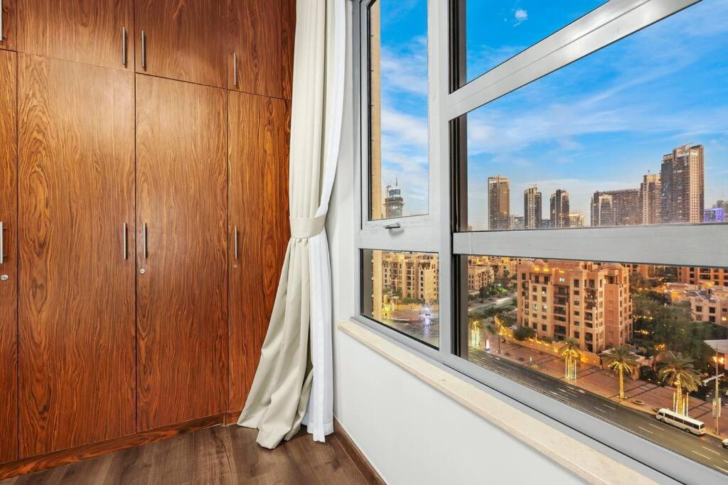 First Class 2br With Full Downtown Skyline View شقة