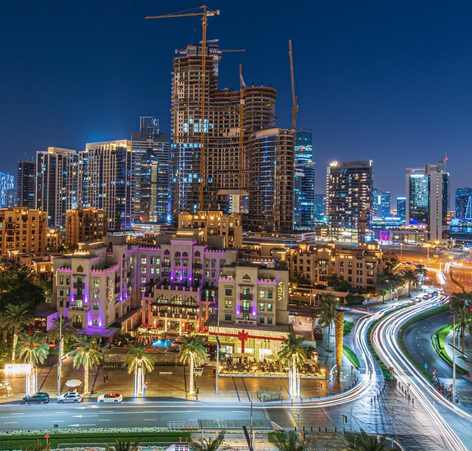 Walk To Burj Khalifa From 2br With Skyline Balcony View